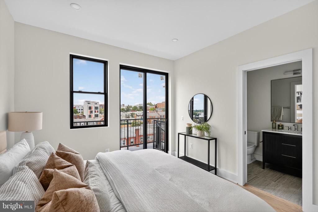 Residential in WASHINGTON 4