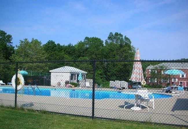 APT-2 - 211 Lake Shore Rd, Condo with 2 bedrooms, 1 bathrooms and 1 parking in Boston MA | Image 10