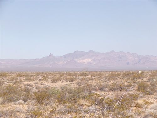 69 Papago Dr, Yucca, AZ, 86438 | Card Image