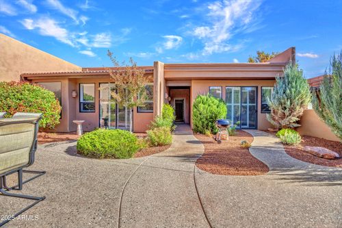 115 Geronimo Dr, Sedona, AZ, 86336-4382 | Card Image