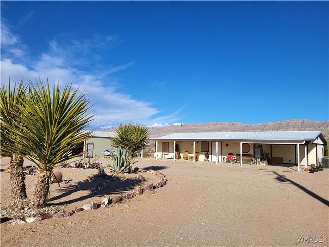Front of Structure | Image 4