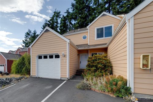 apt-c1-1250 Sw Heller St, Oak Harbor, WA, 98277-4506 | Card Image