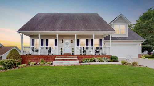 213 Honeysuckle Ln, Winchester, KY, 40391-8249 | Card Image