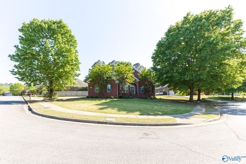 4404 Hidden Lake Dr Se, Owens Cross Roads, AL, 35763-9022 | Card Image