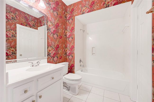 Spacious upstairs bathroom. | Image 39