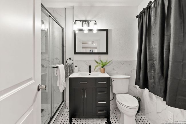 6905 West Ave, Home with 0 bedrooms, 0 bathrooms and null parking in Castle Hills TX | Image 20