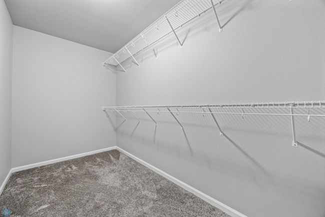 Large Closet | Image 20