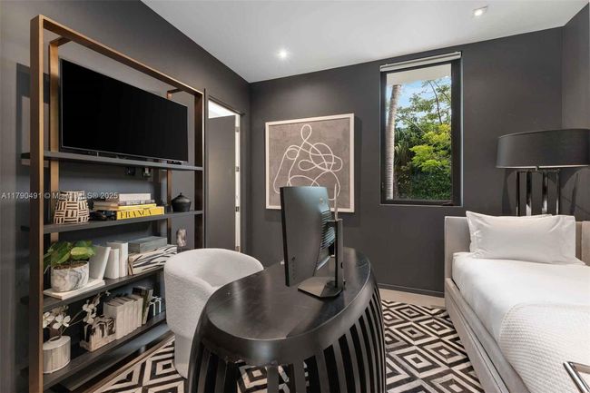 121 2 Nd Dilido Ter, House other with 5 bedrooms, 6 bathrooms and null parking in Miami Beach FL | Image 28