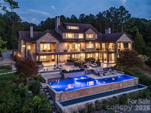125 Quiet Waters Dr, Mooresville, NC, 28117-7405 | Card Image