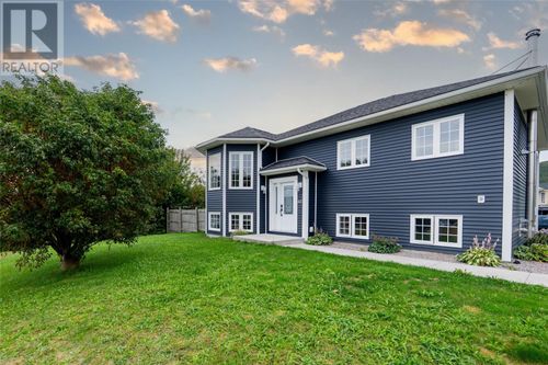 61 Readers Hill Rd, Conception Bay South, NL, A1W5B6 | Card Image