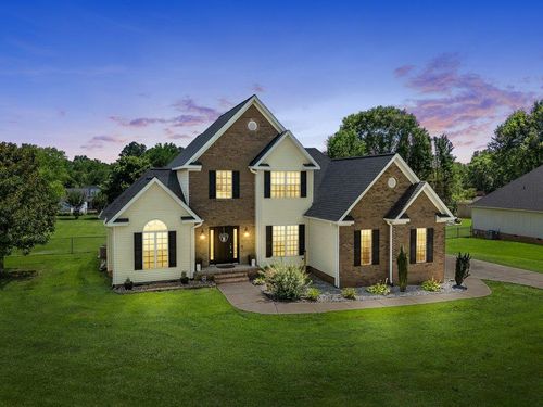 290 Valleyhigh Dr, Inman, SC, 29349-9149 | Card Image