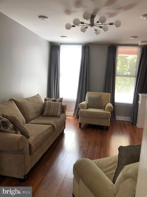 3028 Windsor Ave, BALTIMORE, MD, 21216-2750 | Card Image