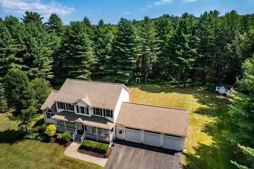 155 Wallace Rd, Bedford, NH, 03110-5137 | Card Image