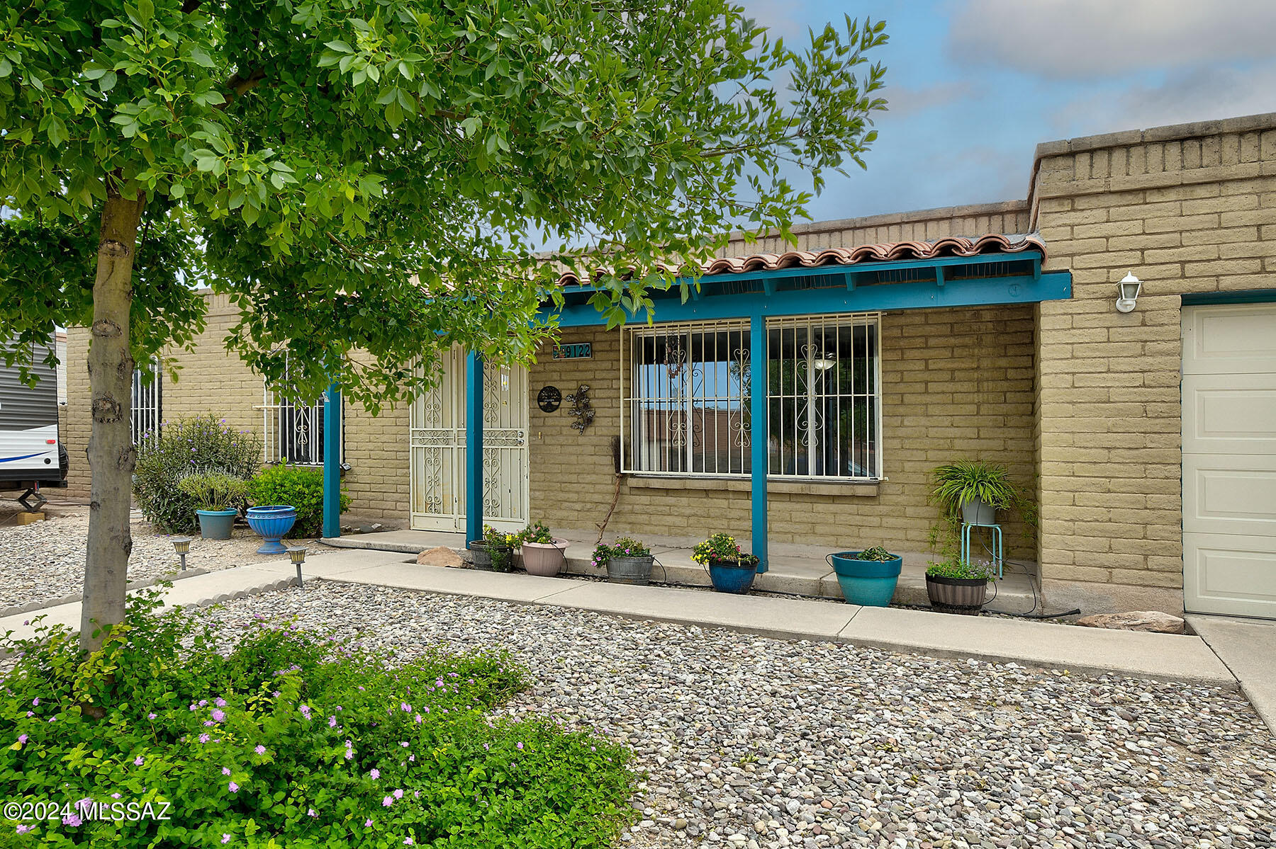 Roberto St, Tucson, AZ 85710
