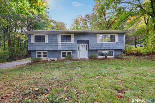 64 Connelly Road, New Milford, CT, 06776 | Card Image