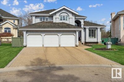 121 Weaver Dr Nw, House other with 4 bedrooms, 3 bathrooms and 6 parking in Edmonton AB | Image 1