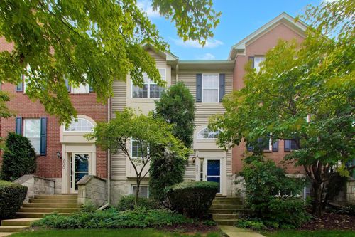 202 Willow Blvd, Willow Springs, IL, 60480-1628 | Card Image