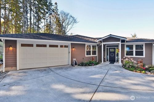 1285 Fox Hollow Rd, Sequim, WA, 98382-4754 | Card Image