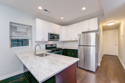 1-3015 W Wellington Avenue, Chicago, IL, 60647 | Card Image