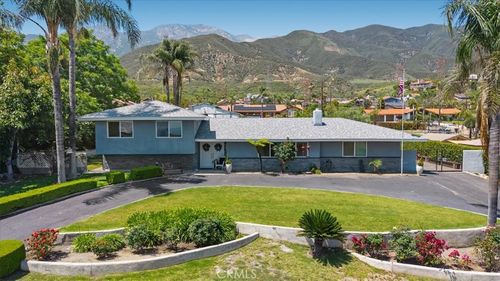 8356 Bella Vista Dr, Rancho Cucamonga, CA, 91701-1332 | Card Image