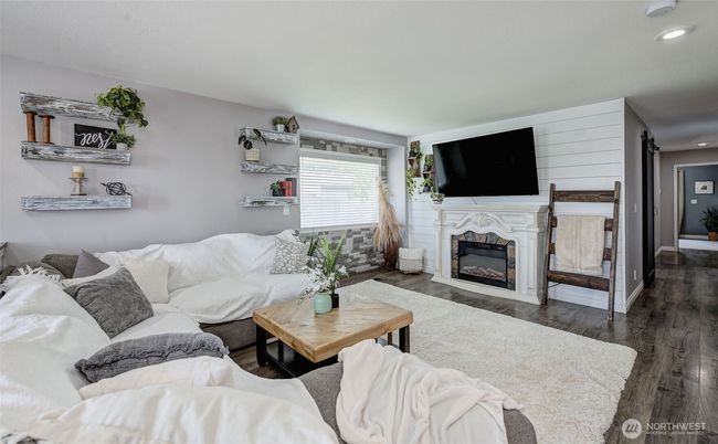 417 E Walnut St, House other with 4 bedrooms, 3 bathrooms and 4 parking in Waterville WA | Image 10