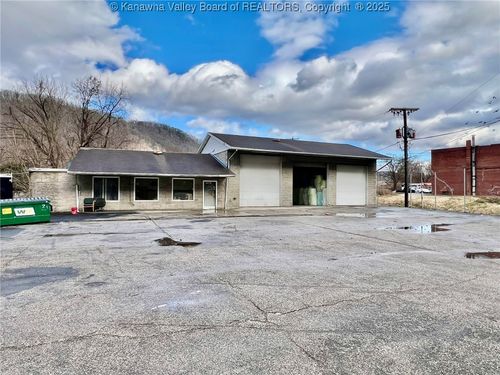 15095 Maccorkle Ave, Cabin Creek, WV, 25035 | Card Image