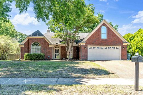 3933 Oak Forest Dr, Bartlett, TN, 38135 | Card Image