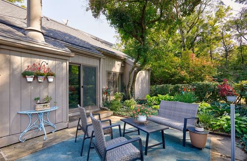 2822 Cheyenne Cir, Des Moines, IA, 50321-1423 | Card Image