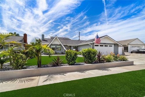 17551 Griffith, Huntington Beach, CA, 92649 | Card Image