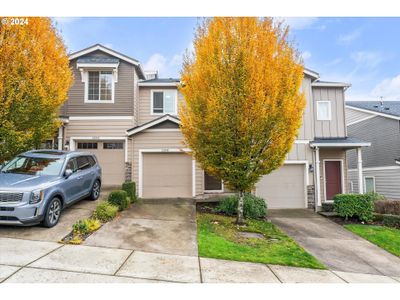 12948 Se 155 Th Ave, House attached with 3 bedrooms, 2 bathrooms and 1 parking in HappyValley OR | Image 2