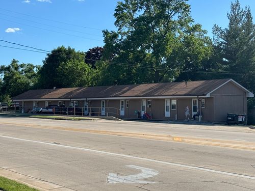 105 Sycamore Rd, GENOA, IL, 60135-1368 | Card Image