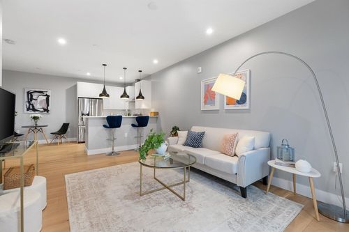 apt-103-60 Cross St E, Somerville, MA, 02145-2135 | Card Image