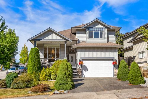23717 110 Ave, Maple Ridge, BC, V2W1E7 | Card Image