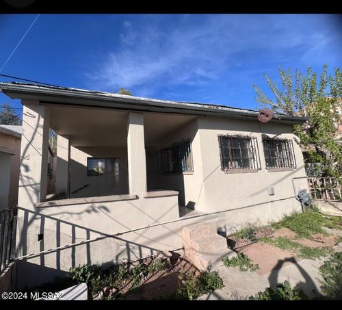 117 E Dumbauld Street, Nogales, AZ, 85621 | Card Image