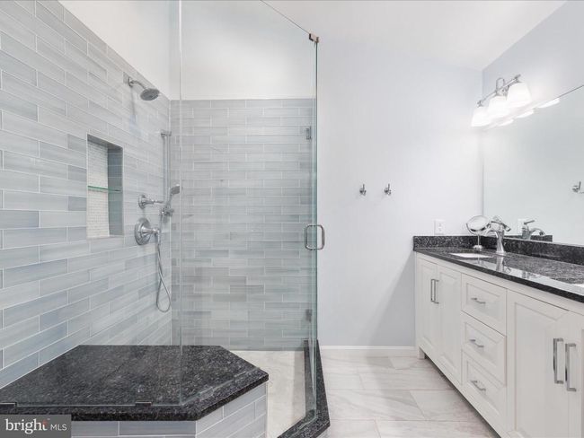 20270 Glenrobin Ter, Townhouse with 4 bedrooms, 4 bathrooms and null parking in ASHBURN VA | Image 20