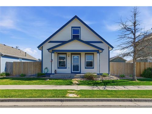 55470 E 27th Pl, Strasburg, CO, 80136-7415 | Card Image