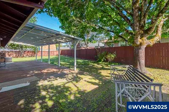 611 Ne Bockes Loop, House other with 3 bedrooms, 2 bathrooms and null parking in Sheridan OR | Image 9