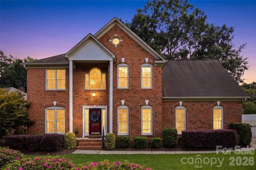 2000 Stoney Creek Dr Nw, Concord, NC, 28027-8073 | Card Image