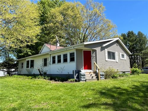 558 Sterling Station Rd, Red Creek, NY, 13143-9526 | Card Image