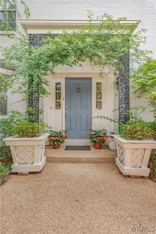 1713 Saint Charles Pl, Tuscaloosa, AL, 35406-2046 | Card Image