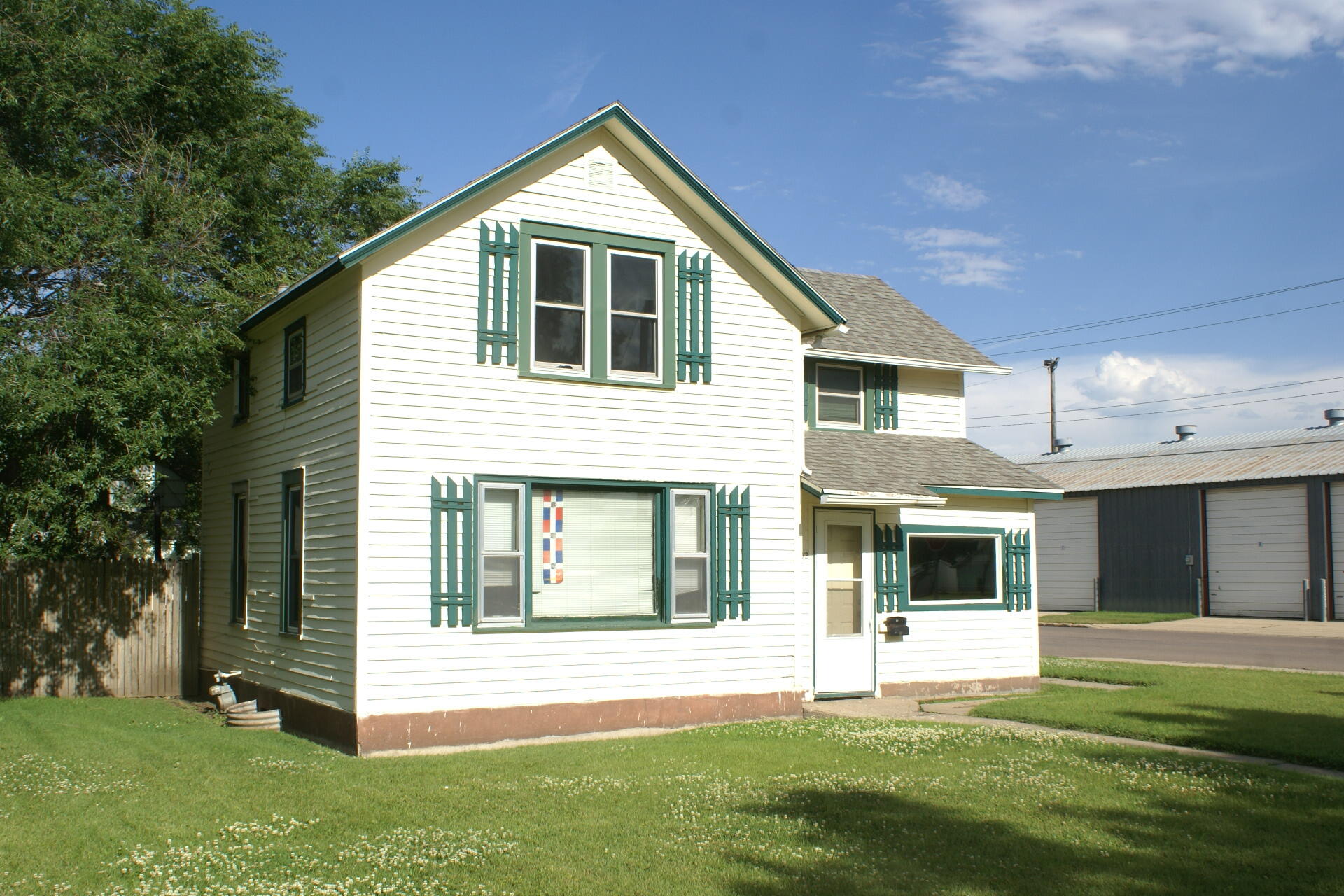 3rd St, Aberdeen, SD 57401