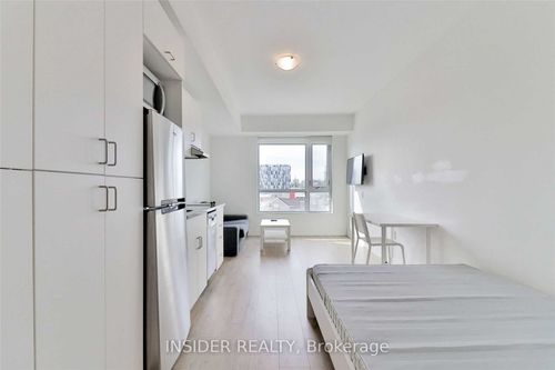 311-1800 Simcoe St N, Oshawa, ON, L1G0C2 | Card Image