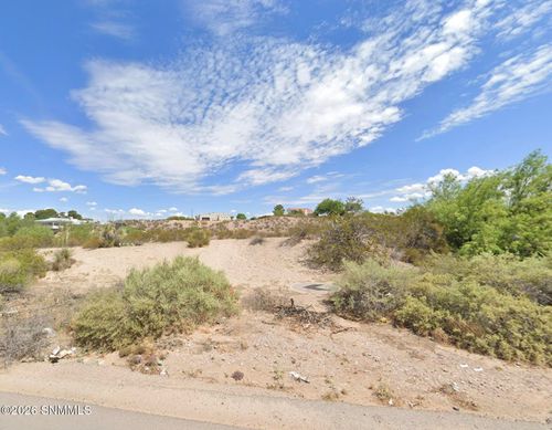 4131 Johnson Ln, Las Cruces, NM, 88011-2542 | Card Image