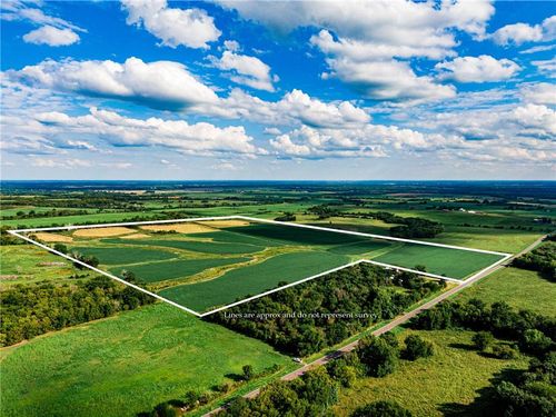 4689 Ks Highway 7, Mound City, KS, 66056-5370 | Card Image