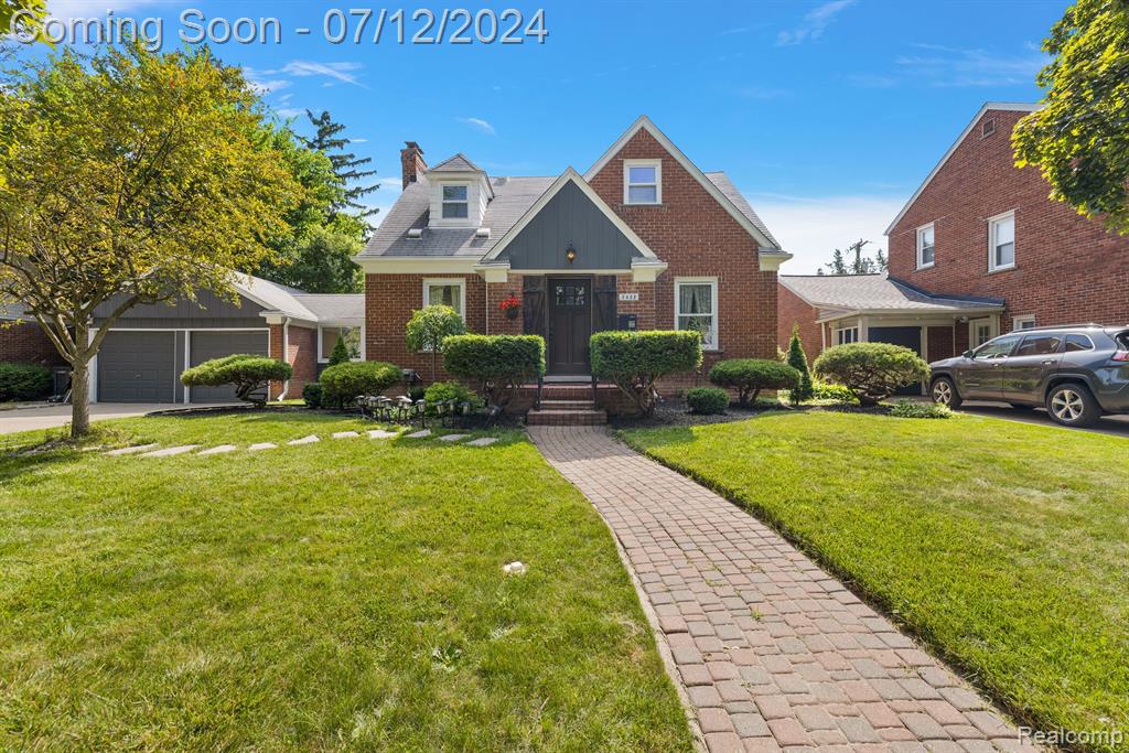 Linwood Ave, Royal Oak, MI 48073