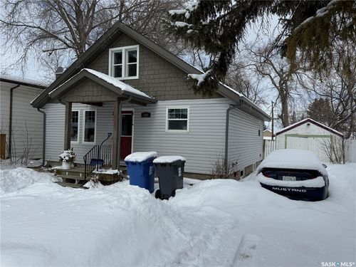 326 5th Avenue W, Melville, SK, S0A2P0 | Card Image