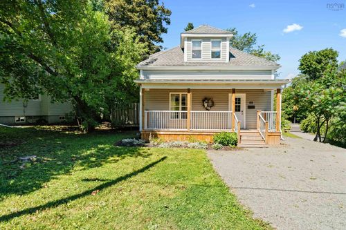 69 Maple Ave, New Glasgow, NS, B2H2B3 | Card Image