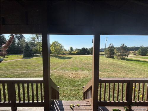 6558 Gosline Rd, Brown City, MI, 48416-9077 | Card Image