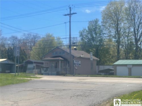 196 E Fairmount Ave, Lakewood, NY, 14750-1938 | Card Image