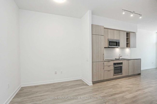 303 - 50 Ordnance St, Condo with 1 bedrooms, 1 bathrooms and 1 parking in Toronto ON | Image 8